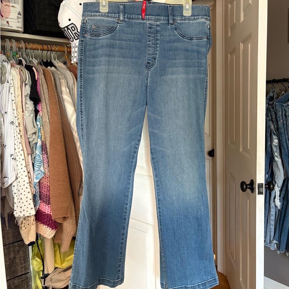 SPANXshape authentic 360 Women's ankle length jeans